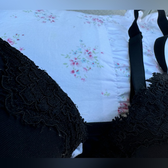 Push up bra with lace - Picture 3 of 3
